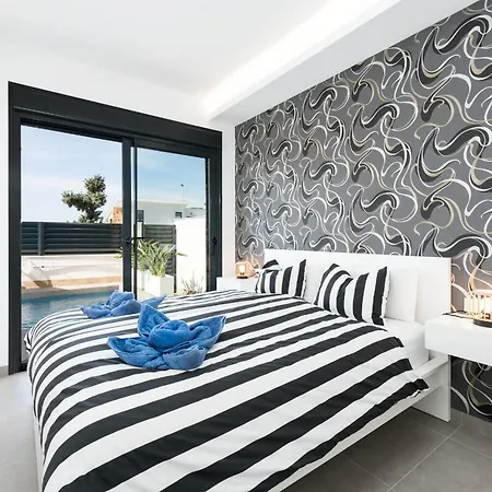 Ferienhaus R-40-b Luxury With Pool *