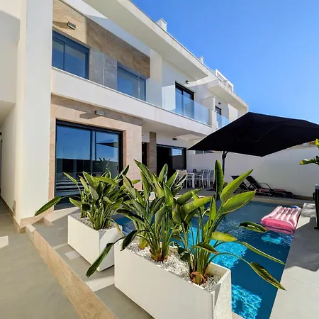 R-40-b Luxury With Pool Ferienhaus *